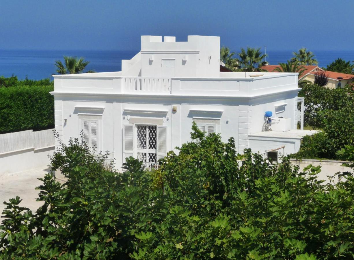 Villa Matinella Trani Extérieur photo